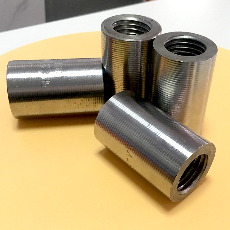 鋼筋直螺紋套筒.jpg 鋼筋直螺紋套筒.jpg