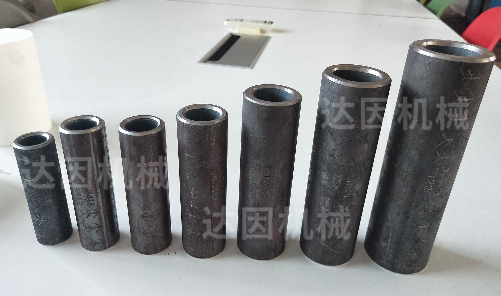 2504101744276138380040.jpg 冷擠壓套筒1.jpg